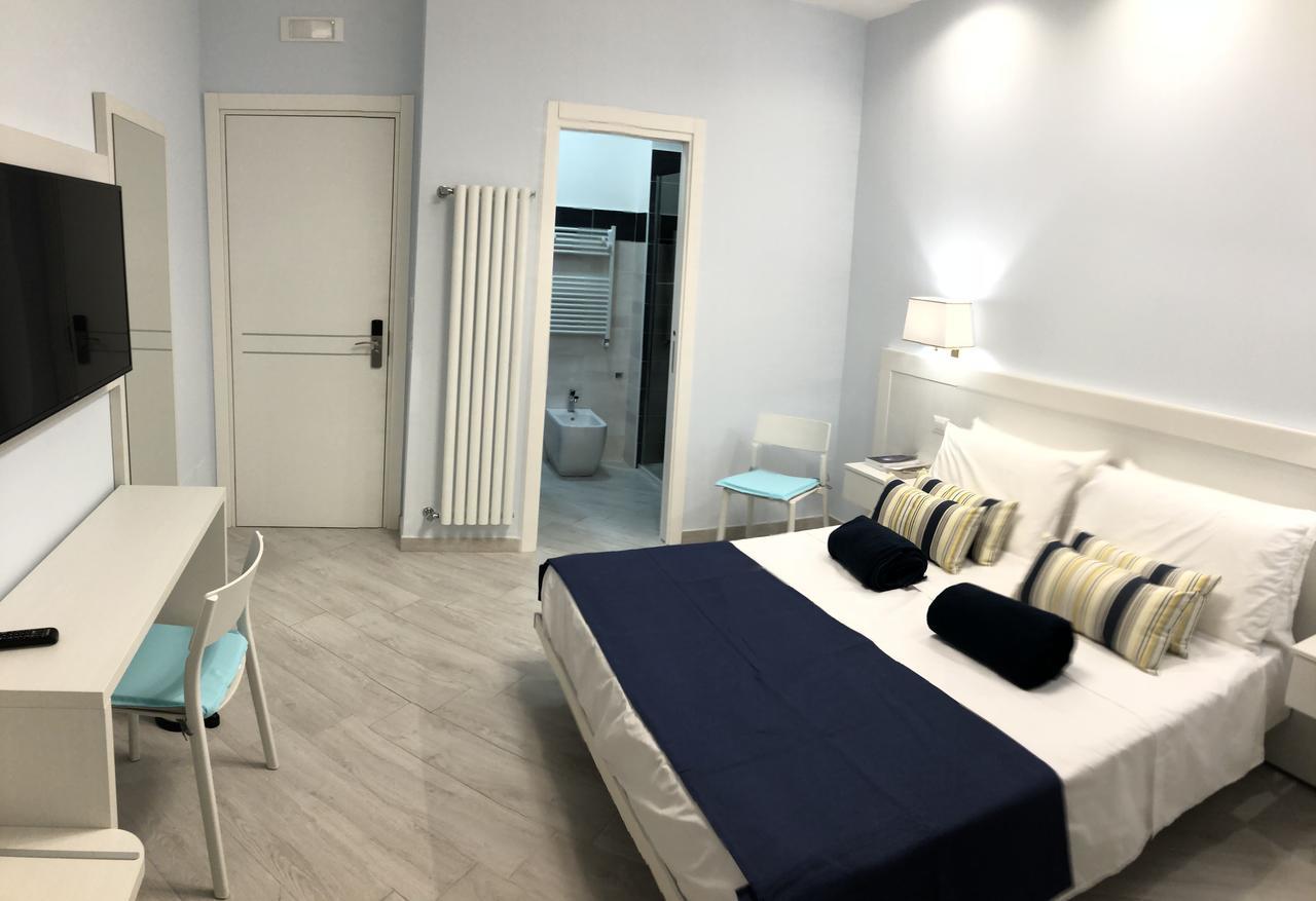 Maison Claudette Toledo Neapol Exteriér fotografie