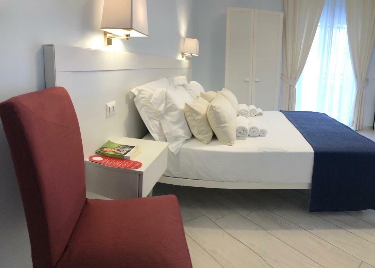 Maison Claudette Toledo Neapol Exteriér fotografie